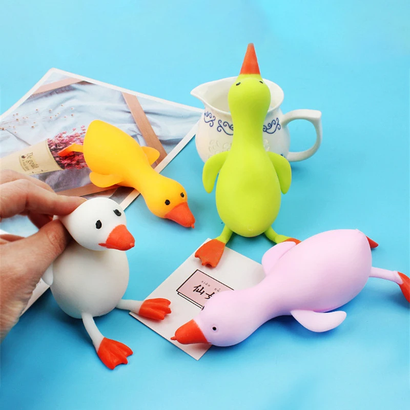 1PC Creative Random Color Duck Shape Toy Bounce And Decompression Big White Goose Cartoon Shape Pressure Relief Toys