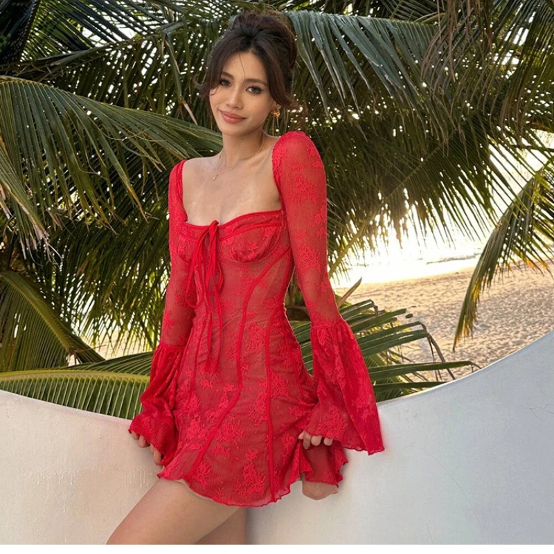 Design vintage roupas femininas 2025 outono novo vermelho doce legal sexy renda pura pescoço quadrado plissado gravata vestidos de manga longa senhoras