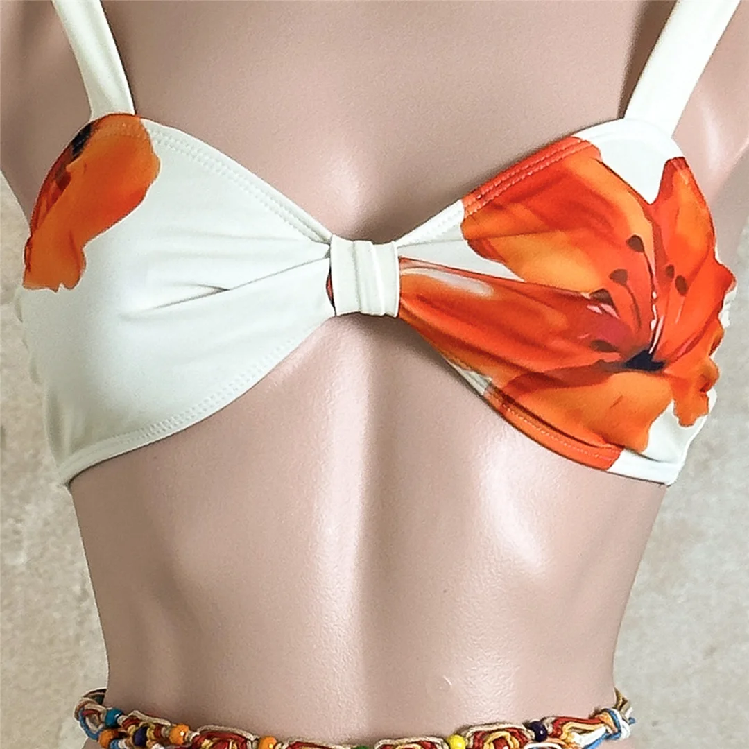 Roter, floraler, hoch geschnittener Bikini, zweiteiliges Bikini-Set, Blumenmuster, Damen-Badeanzug, Frauen-Badebekleidung, brasilianischer Badeanzug, Badeanzug, Modell V7716. – Detail 7