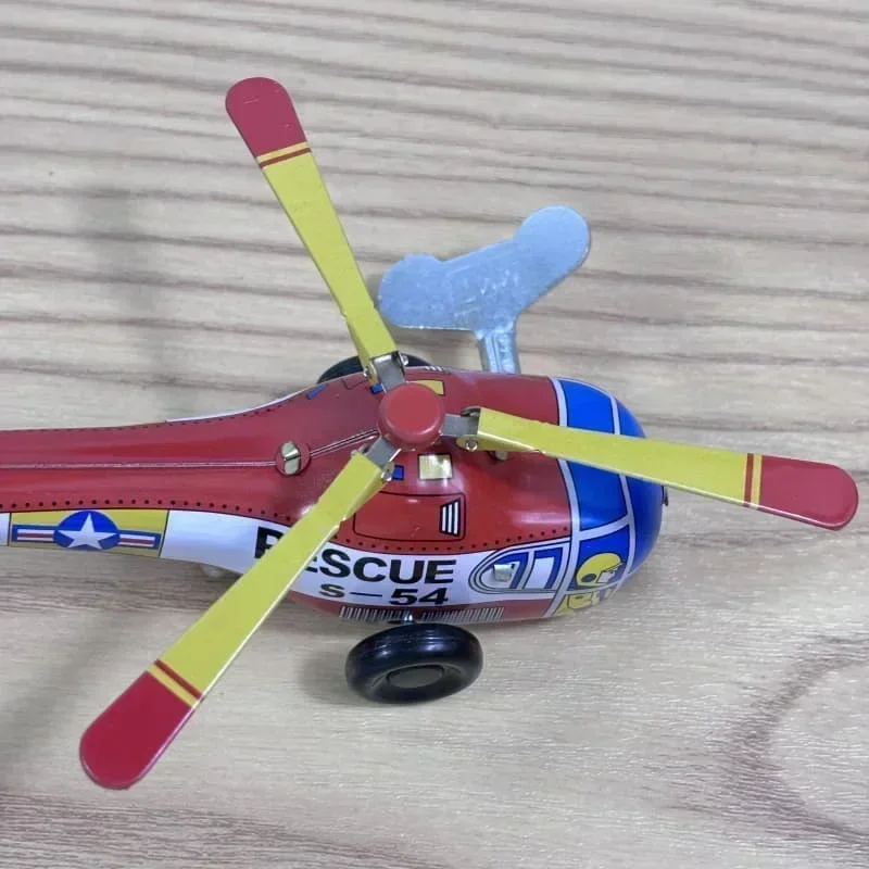Jouet à remonter rétro en métal, avion à hélice, Collection mécanique pour adultes, figurines modèles amusantes, cadeau d'anniversaire pour enfants