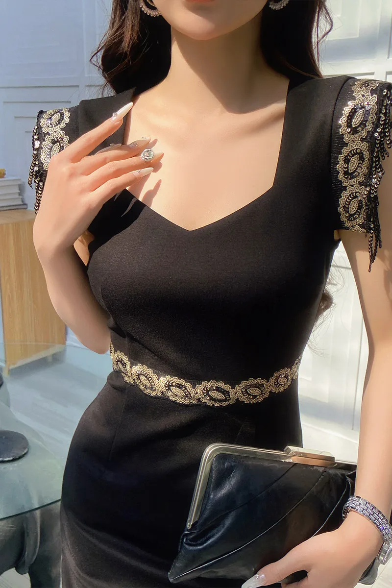 

DABUWAWA Tienda Vestidos Elegantes Para Mujeres Embroidered Flares Knitted Dresses For Women Empire Sheath Skirt Y2K DA1BDR069