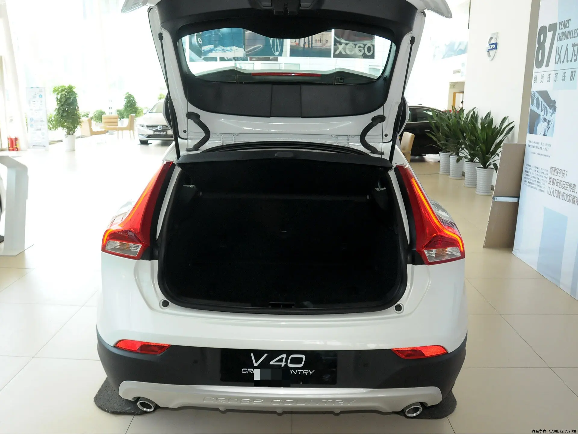 

573 мм, 2 шт. Амортизаторы задней двери (газовые пружины) для VOLVO V40 Хэтчбек (525) 2012-2020, поддержка подъема багажника