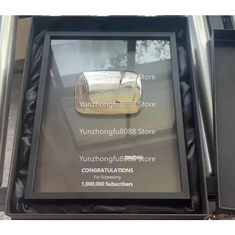 Gold Custom Logo Metal Plaque Medal Blank Wholesale Board for YouTube Bilibili Game Button Award Customizable Metal Crafts