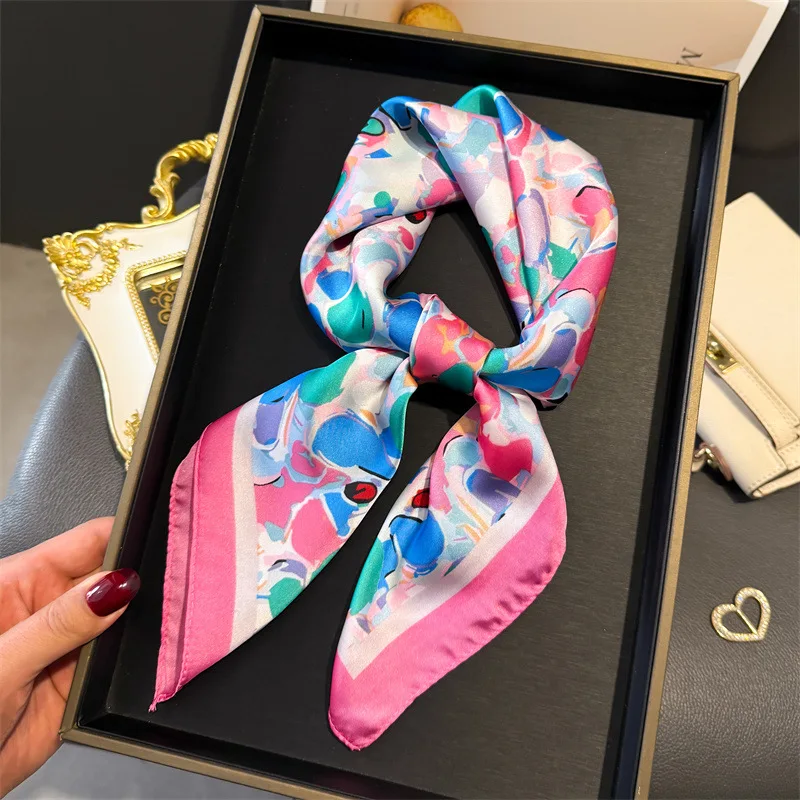 Böhmischen Stil Druck Luxus Marke Seide Quadrat Schal Frauen Satin Schals Halstuch Wrap Schals Bandana Haar Hjiab Floral