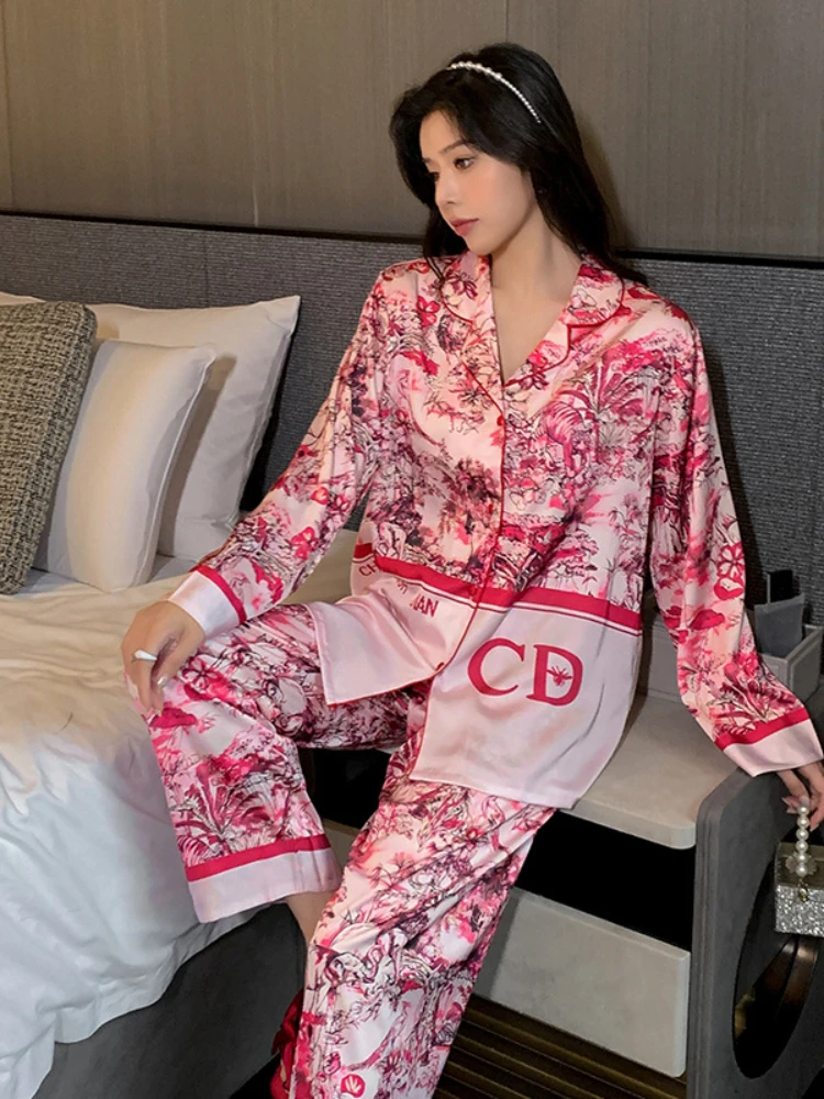 Fashion Printed Ice Silk Pajamas Women\'s Spring  Autumn New Satin Outer Wearing Home Clothes Loose Comfortable Pajamas Suit