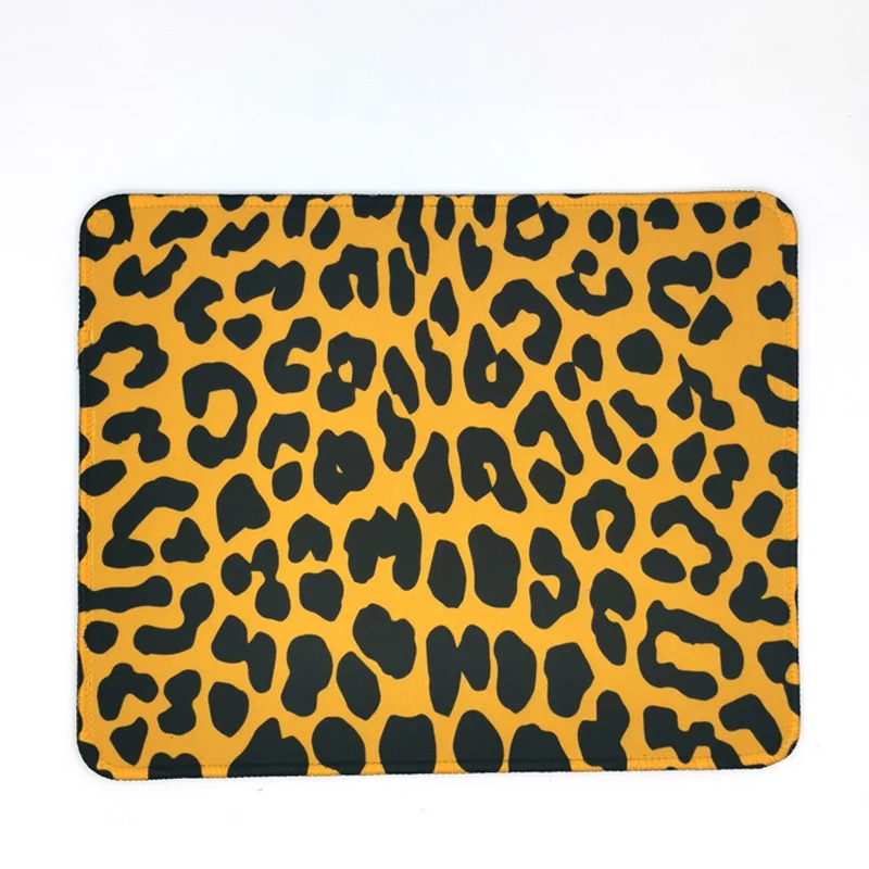 Imagem -02 - Leopardo Impressão Estilo Nórdico Mousepad para Jogos Computador Portátil Mesa Tapete do Mouse Almofada de Pulso Repousa Mesa Acessórios Escritório