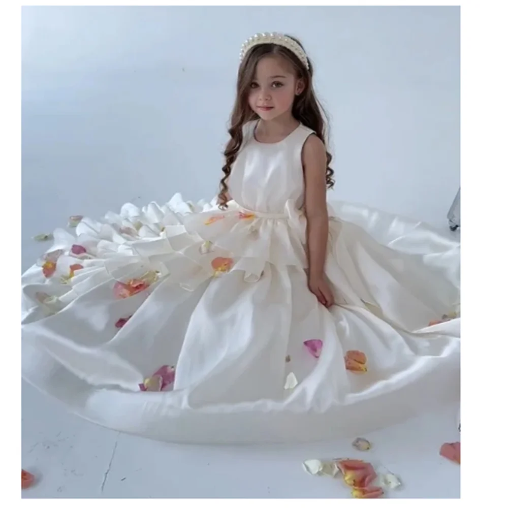 Vestido de flores escalonado blanco elegante para niña, vestido de noche de princesa para niños, fiesta de boda, cumpleaños de Dubái