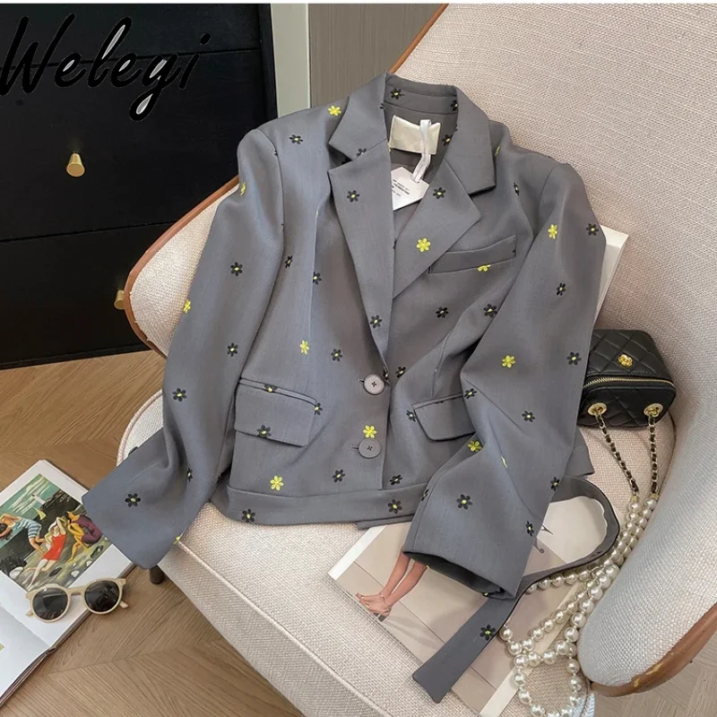 

Simple Grey Double-button Floral Short Suit Coat Blazers for Women Elegant 2024 Autumn New Women Slim Waist Long Sleeve Blazer