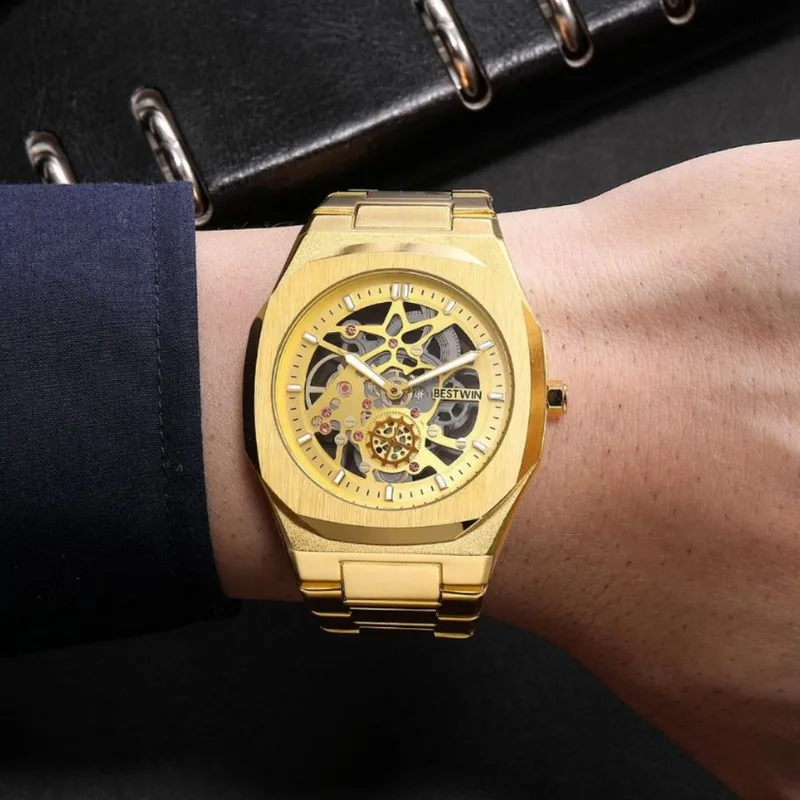 Fashion Alloy Men's Quartz Watch Hollow Design Butterfly Clasp Durable Luxury Male Business Wristwatch For Daily Wear Boy Gifts