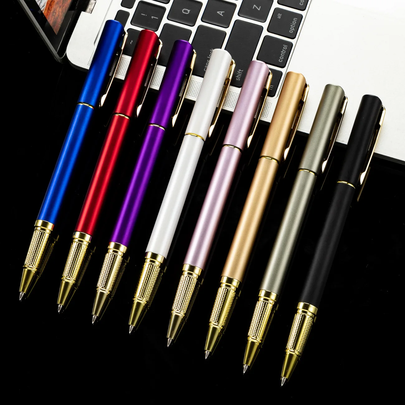 

50PCS Business plastic signature pen, new multi-color spray paint promotion, neutral pen, gift pen