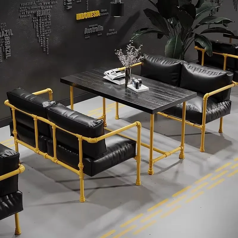 Modern Industrial Creative Iron Table and Chair Set for Tea Coffee Barbecue Shops for Restaurant Use