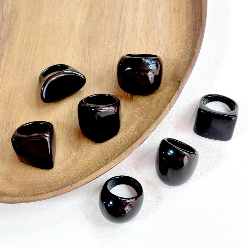 Trendy Gothic Black Color Resin Acrylic Big Finger Ring For Charm Geometric Irregular Square Ring For Women Vintage Jewelry Gift