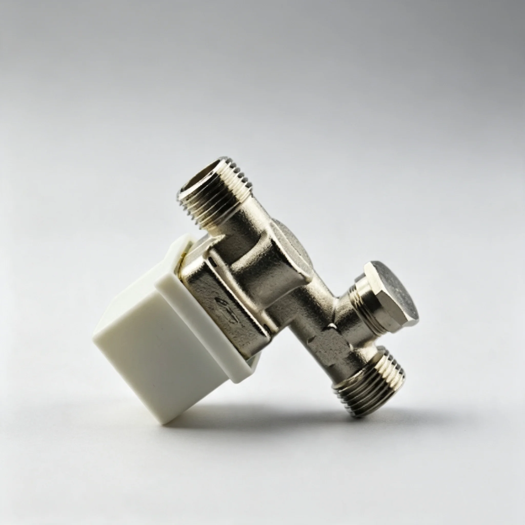 G1/2 Solar-Warmwasserbereiter-Magnetventil, vernickeltes Messing A03 mit Rücklaufsperre, DN15 Einlass, Pilot-T-Typ, 12VDC 24V 220VAC – Detail 9