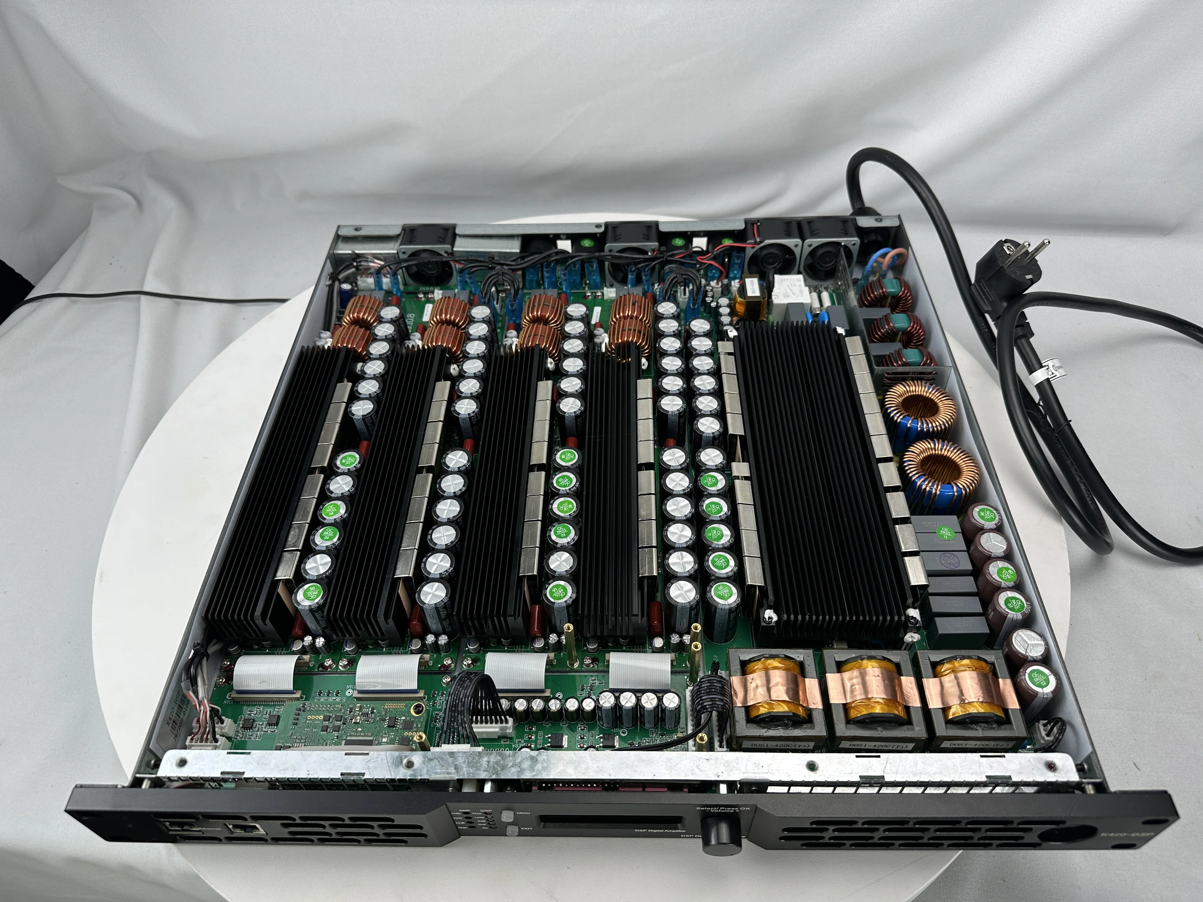 1U Class D Digital Power Amplifiers With DSP, 4Channels 10000watts 2ohms Workable Pro Audio Amplifier for Big  Speakers
