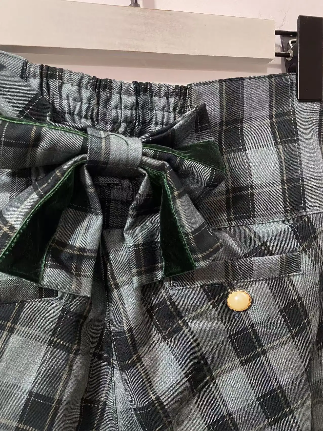 กางเกงขายาวทรงคาปรีลายสก็อตผ้าฝ้ายแท้ Liz Lisa ของแท้จากญี่ปุ่น