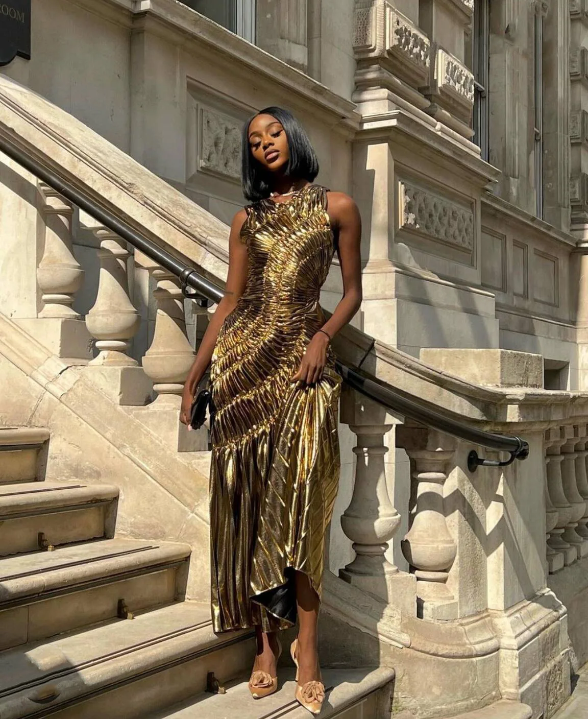 فاخر الذهب حفلة موسيقية مساء فستان طويل المرأة بلا أكمام س الرقبة مطوي Bodycon الجلباب كوكتيل المشاهير نمط فستان الكرة ثوب #2