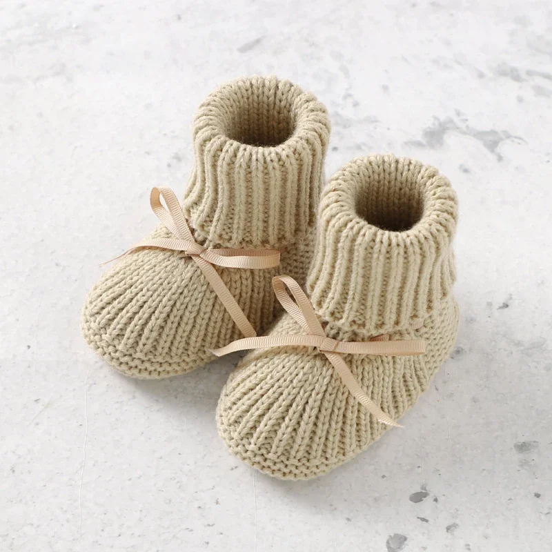 Babys chuhe Handschuhe Hut Sets gestrickt 3pc Baby Kinder bett Stiefel Slip-On Fäustlinge Motorhaube hand gefertigt 0-18m Neugeborenen Mädchen Jungen Kleidung warm