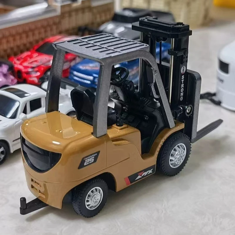 Novo 1/64 mini liga empilhadeira simulação de controle remoto veículo engenharia dupla controle remoto pode ser controlado pelo telefone móvel