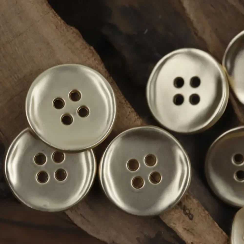 10pcs Fashionable Metal Buttons 11/15/20mm Round 4-hole Buttons Antique Metal Color Button Clothing Accessories