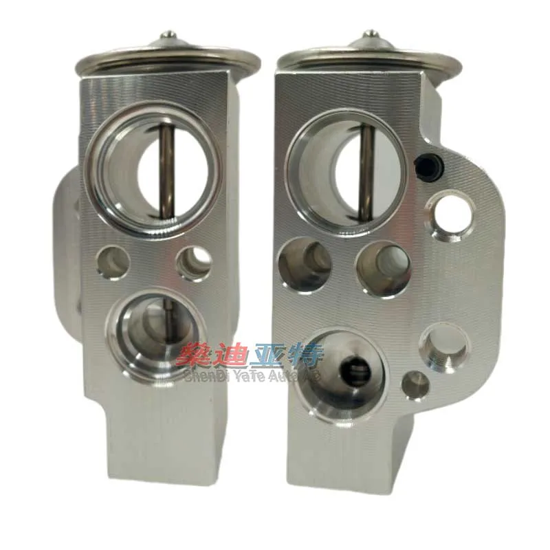 8K0820679A Car A/C … - image