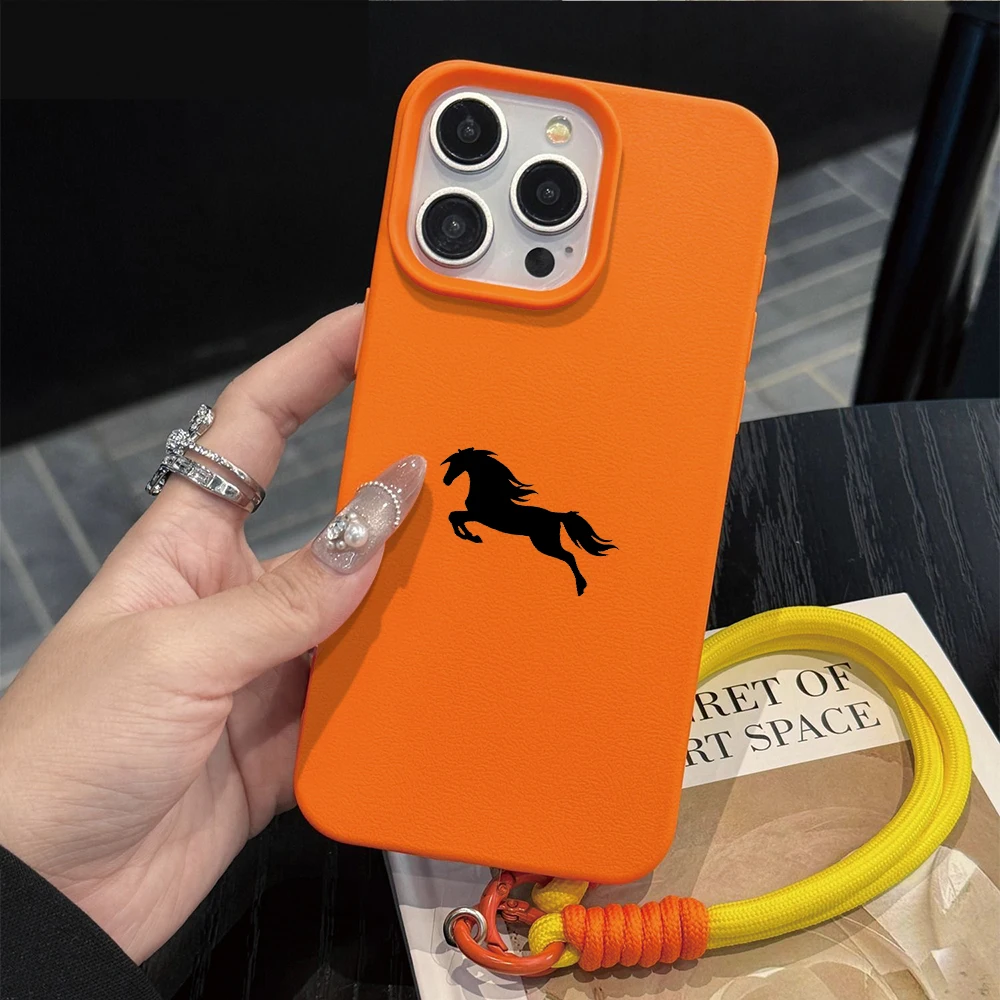 Pferde-INS-Handschlaufe Minimalismus-Hülle für iPhone 13 11 12 Pro Max Hüllen iPhone 15 17 14 16 Plus XR mit Lanyard Steed Funda – Detail 5