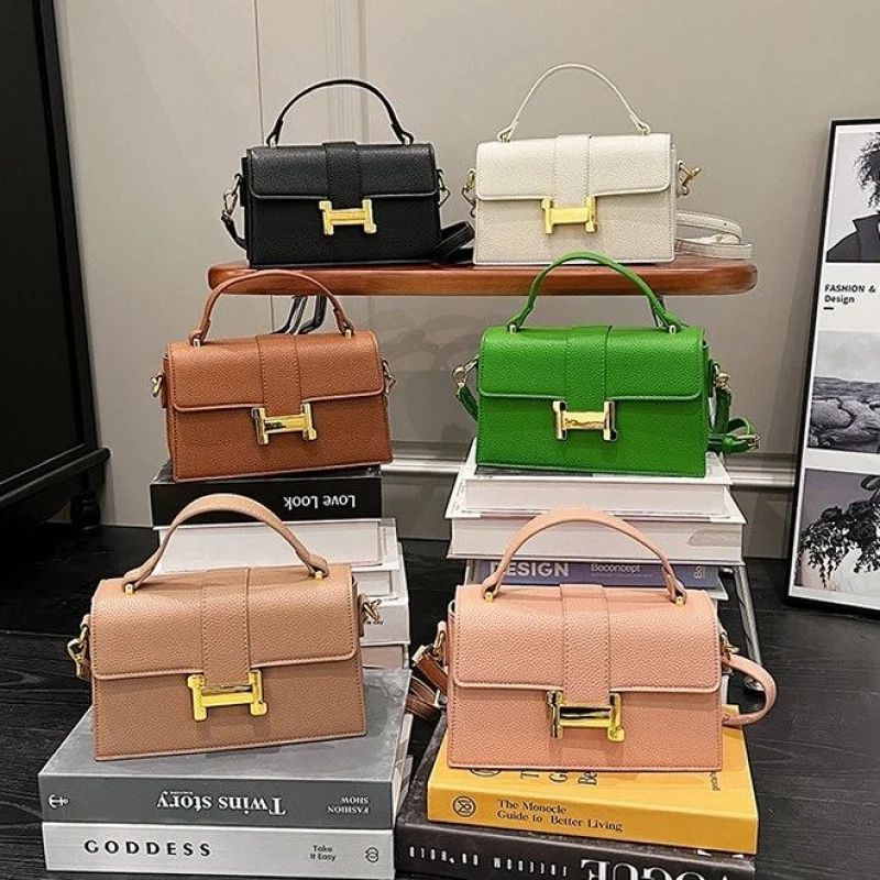 

Classic Women Handbags Luxury Leather Crossbody Shoulder Bag Designer Tote Purse Ladies Elegant Travel Accessory