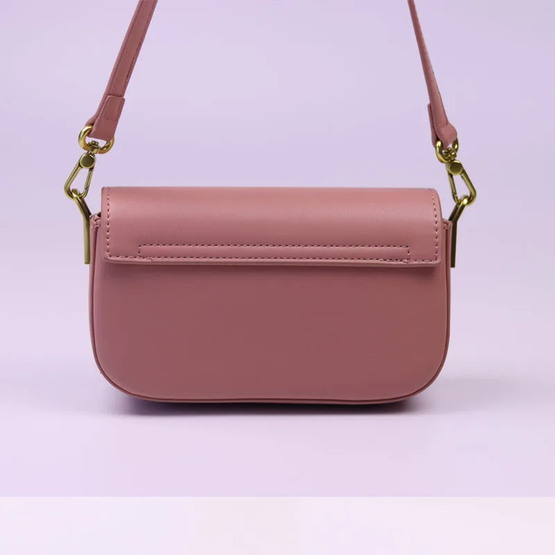 Peco Easy-to-Open Can 2025 New Fashion Small Bag Versatile Chinese Style Chain Mobile Phone Bag High-End Small Underarm Bag
