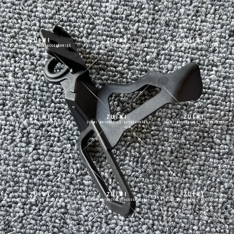 

Подходит для Yamaha R1 2015-2016-2017 лет назад, держатель тормозного масляного стакана, держатель масляного горшка, держатель трубы, запасные части