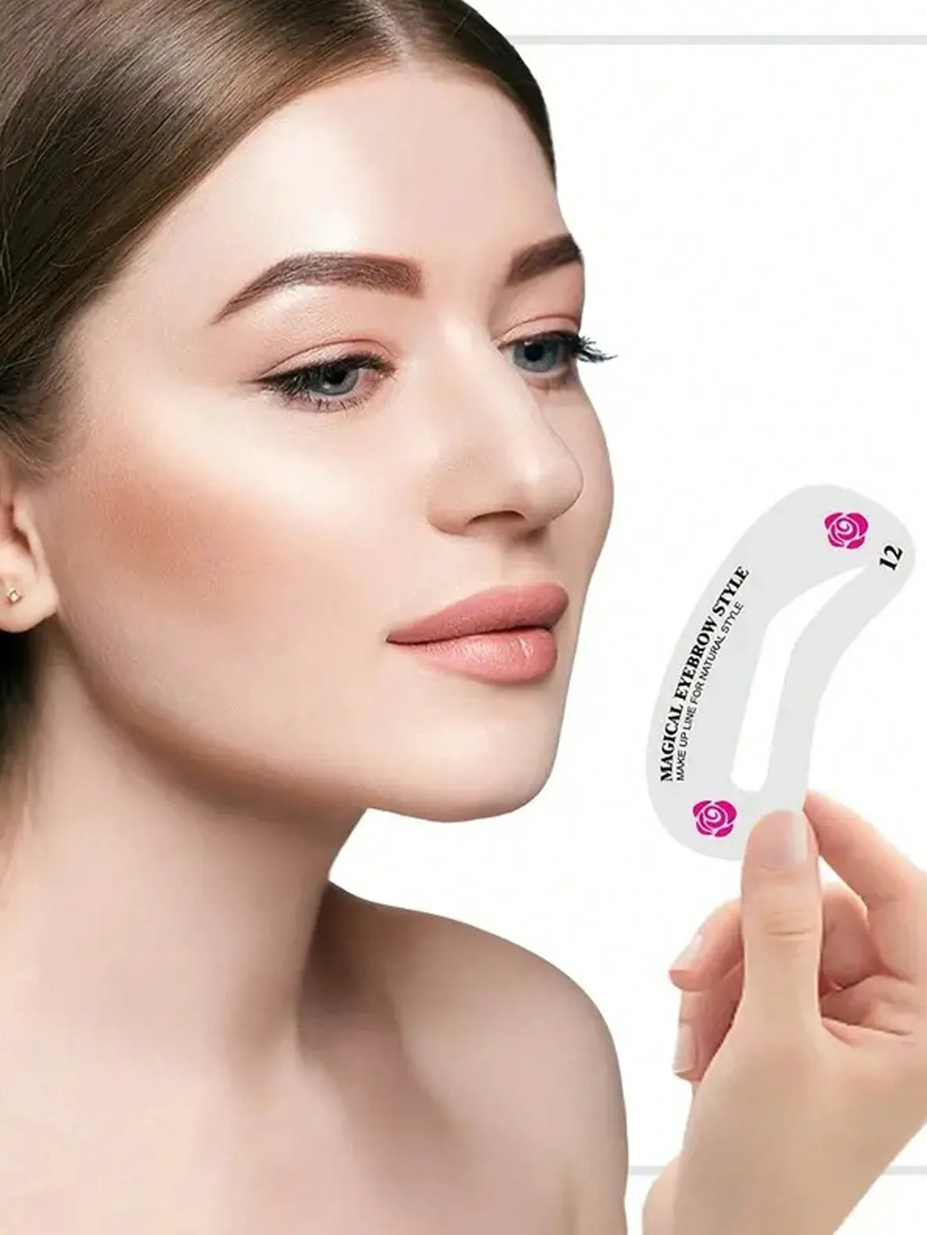 24-stijlen wenkbrauwvormende sjabloonkaart Vrouwelijke schoonheidspak voor perfecte make-uptoepassing en schoonheidsmodellering