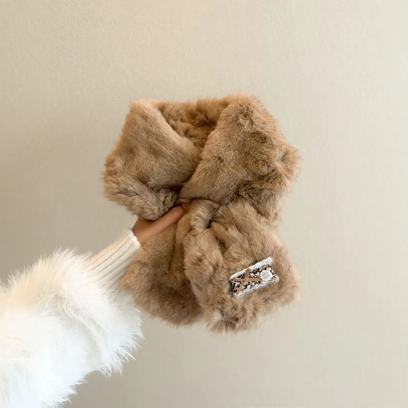 Autumn and Winter Imitation Fur Plush Scarf High Sense Versatile Warm Scarf Cross Knot Fur Collar Neck Protection Atmosphere