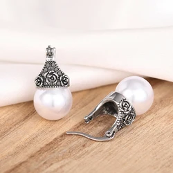 Huitan Vintage Style Simulated Pearl Drop Earrings Female Graceful Retro Party Accessories Delicate Rhinestone Jewelry for Women