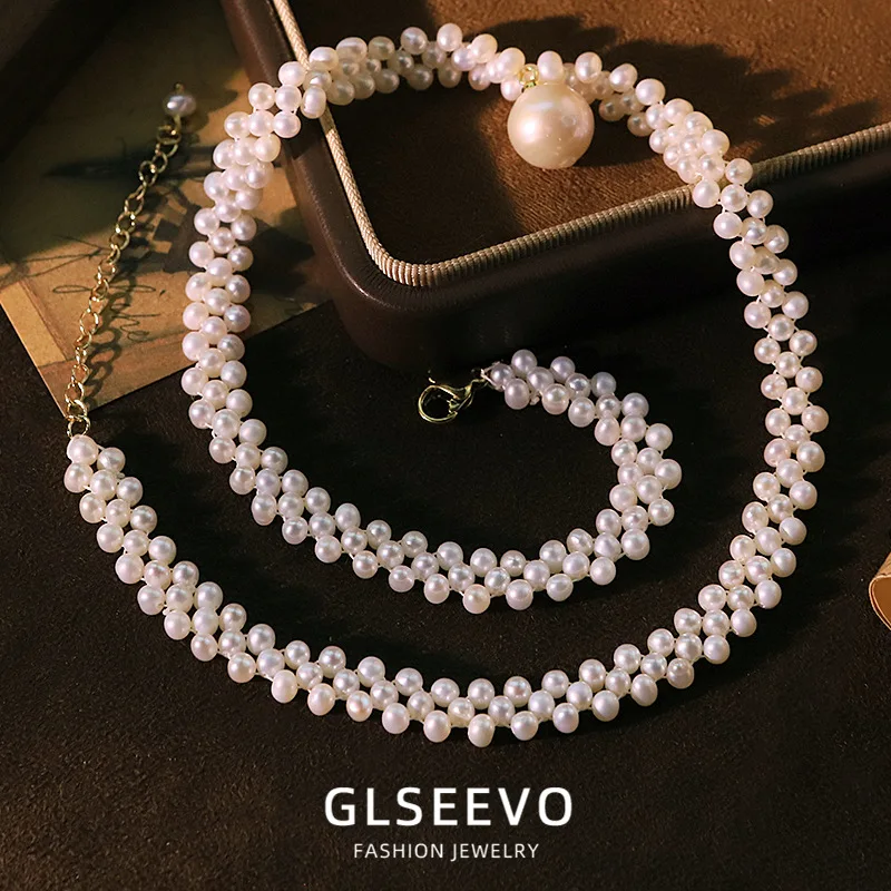 Natural Pearl , A Unique Stylish Necklace Women, Neckline Clavicle, And Easy To Match With A