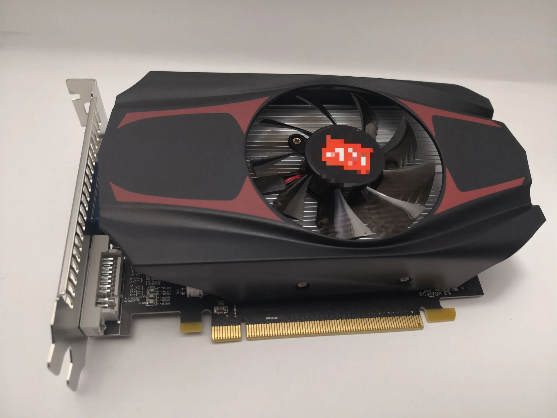 

HD7670 D5 all-in-one office computer game graphics card 6450 6750