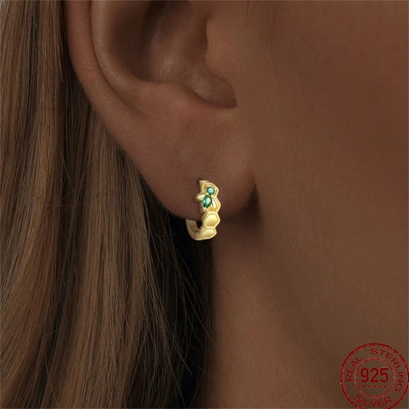 925 Sterling Silver Small Snake Element Temperament Earrings For Women Gold Green Shiny Zircon Earrings Daily Wear Jewelry