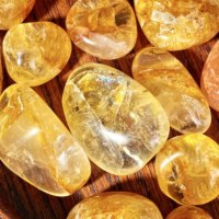 5PCS 10-50mm High Quality Golden Healer Natural Tumbled Crystal Stones Natural Crystals Chip Quartz Minerals,Gemstones,Glitter