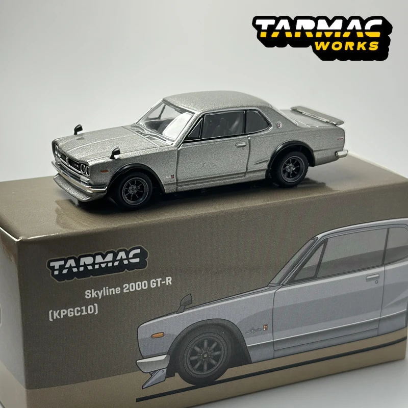 Tarmac Works 1:64 TW Skyline 2000 GTR KPGC10 Silver Varnish Hidden Version  Alloy car model