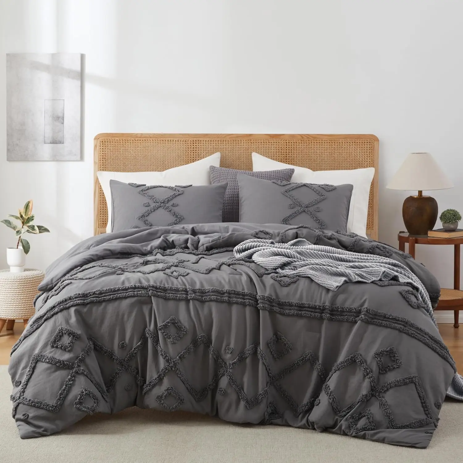 

Queen Comforter Set 3 Pieces Boho Grey Geometric Tufted Bedding with 2 Pillowcases