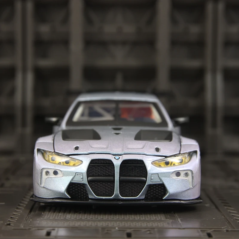 

Модель раллийного автомобиля BMW M4 GT3 из сплава, масштаб 1:24, с открывающимися дверями и капотом, со звуковыми и световыми эффектами, подарок для любителей спортивных автомобилей.