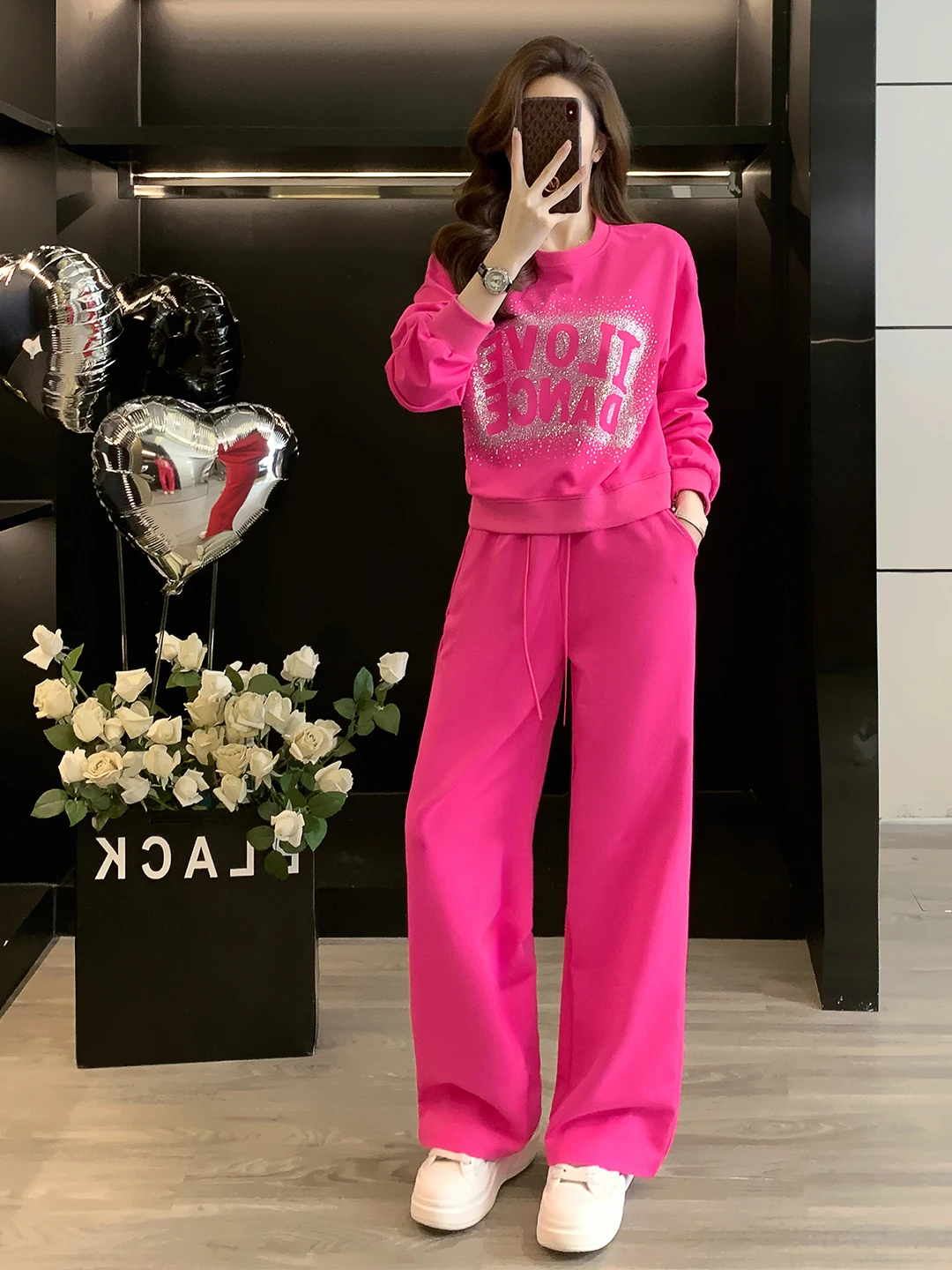 

Dragon Fruit Colored Wide Leg Pants Sports Set Women Running Fitn round Ne Jaet Straight Leg Pants Spring Autumn Set