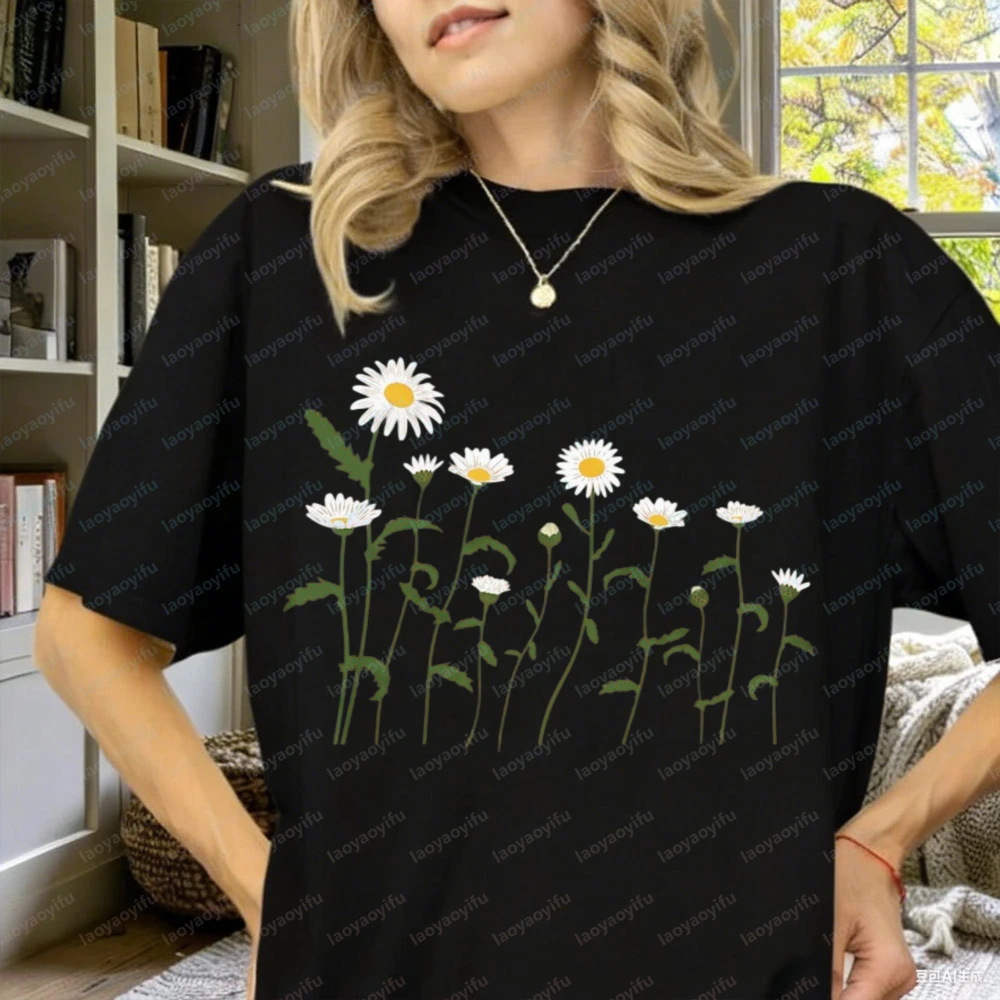 Daisy Flower T-Shirt Women's Graphic Tee Short Sleeve Wildflower Botanical Print Shirt Soft Cotton Crew Neck Shirt Spring Summer