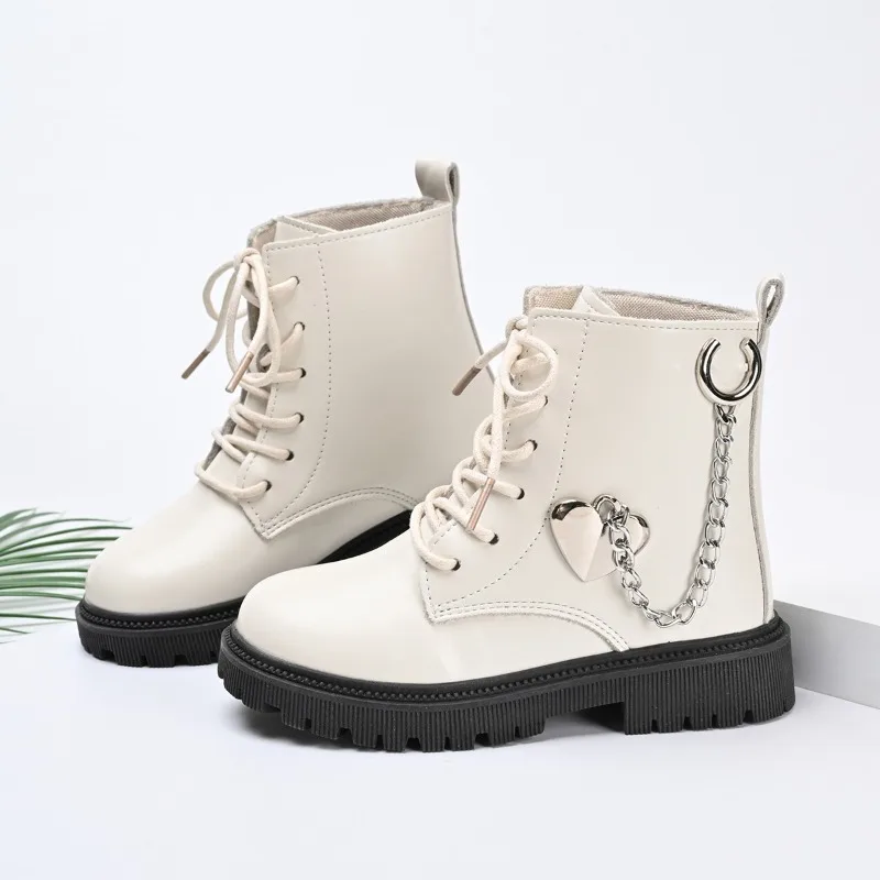 

Kids Leather Boots with Sweet Chain Children Princess Boots Korean Style Soft Sole 2025 New Fashion Girls Short Boots Round Toes
