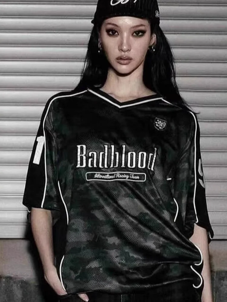 

Street Sle American V-ne ort Sve T-irt Women's Casual Sports Loose Top Trendy Number Print Sweat-ng Ultra-thin