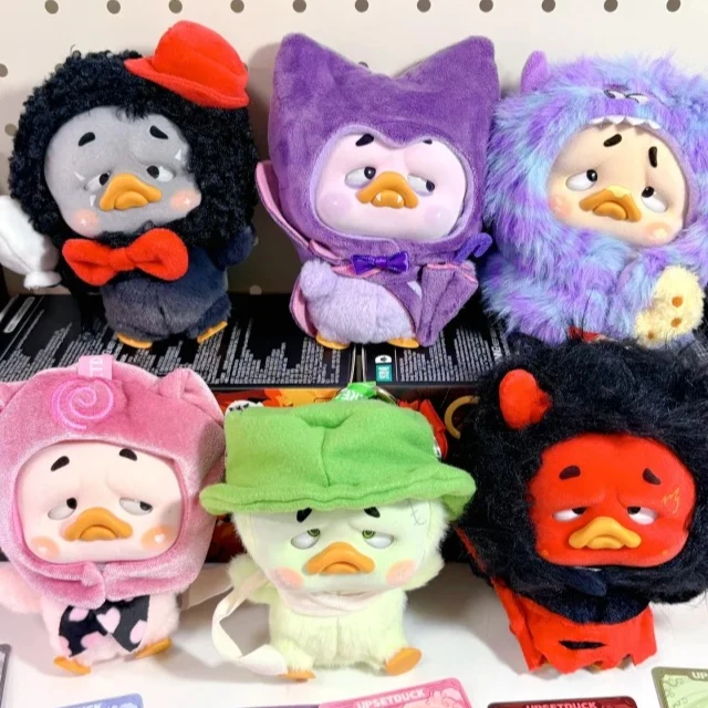 

Upset Duck Colorful Player Duck Series Blind Box Upsetduck Vinyl Doll Surprise Bag Pendant Keychain Mystery Box Ornament Toy