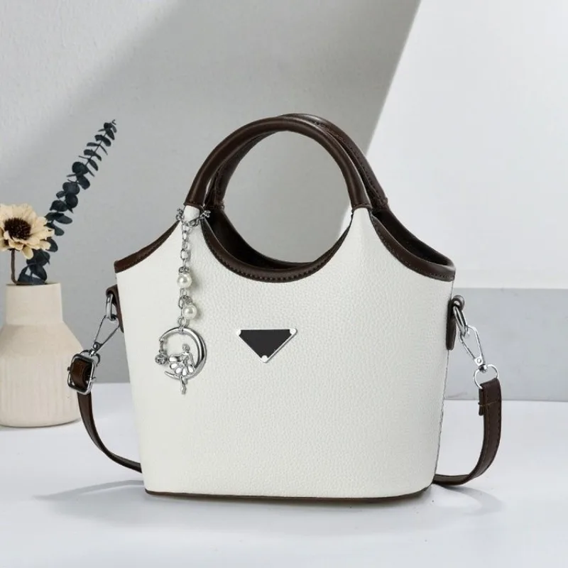 

Graceful Leather Shoulder Bag Women Classic Designer Concept Trendy Retro Style Multi Scene Daily Bag
