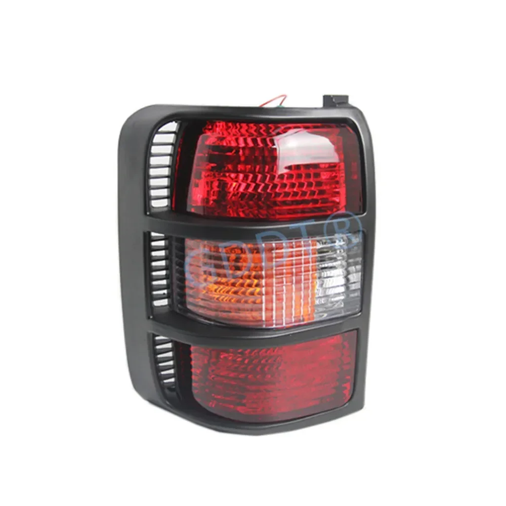 

1 Pcs Wide Body Black Tail Lamp for Pajero V33 MB831489 Parking Light for Montero V20 1989-1999 Turning Signal Clearance Light