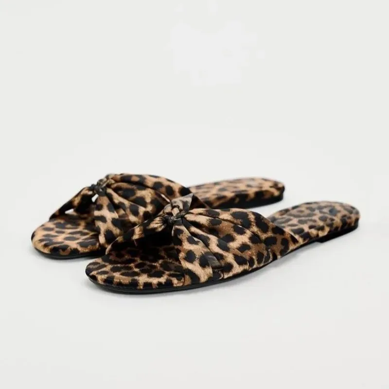 

New Women's Flats Slippers Leopard Print Knot Decoration European and American Style Low Heel Flat Sandals Open Toe Slippers