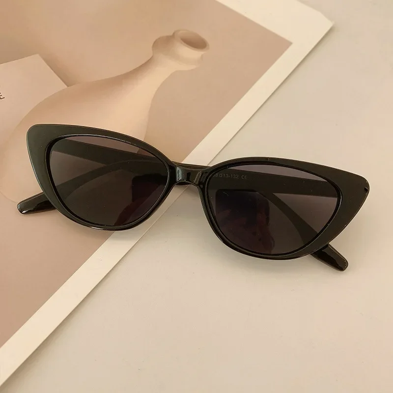 Neue Vintage High-End-Frauen Sonnenbrille Frauen Braun Kätzchen Auge Sonnenbrille Dame Marke Designer Gläser UV400 Oculos de Sol