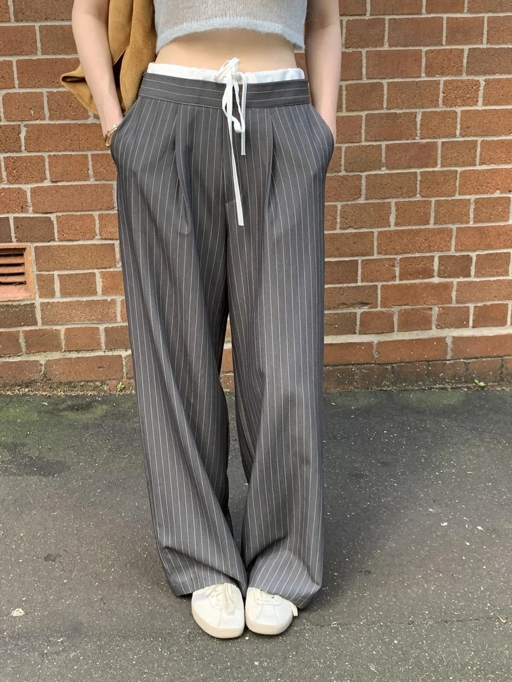 

51STUDIO Sequin Waist Design Vertical Stripe Drapey Suit Pants Long Casual Trousers for Women Polyester Blend Fabric