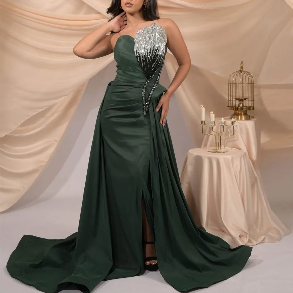 

Индивидуальный пошив: вечернее платье-русалка цвета хантер-грин с накидкой, без бретелек, с бисером и пайетками, из атласа, длинное, для торжественных мероприятий (vestidos de fiesta)