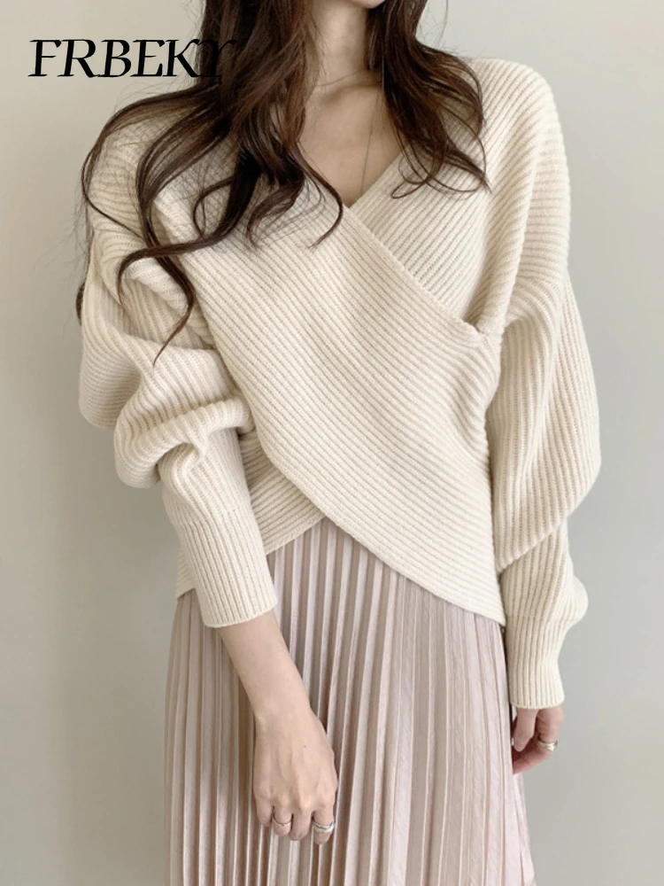 

Свитер Женский вязаный однотонный с V-образным вырезом и рукавом летучая мышь